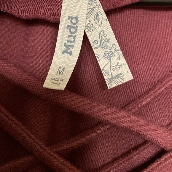 Long Sleeve - Picture 2 of 3